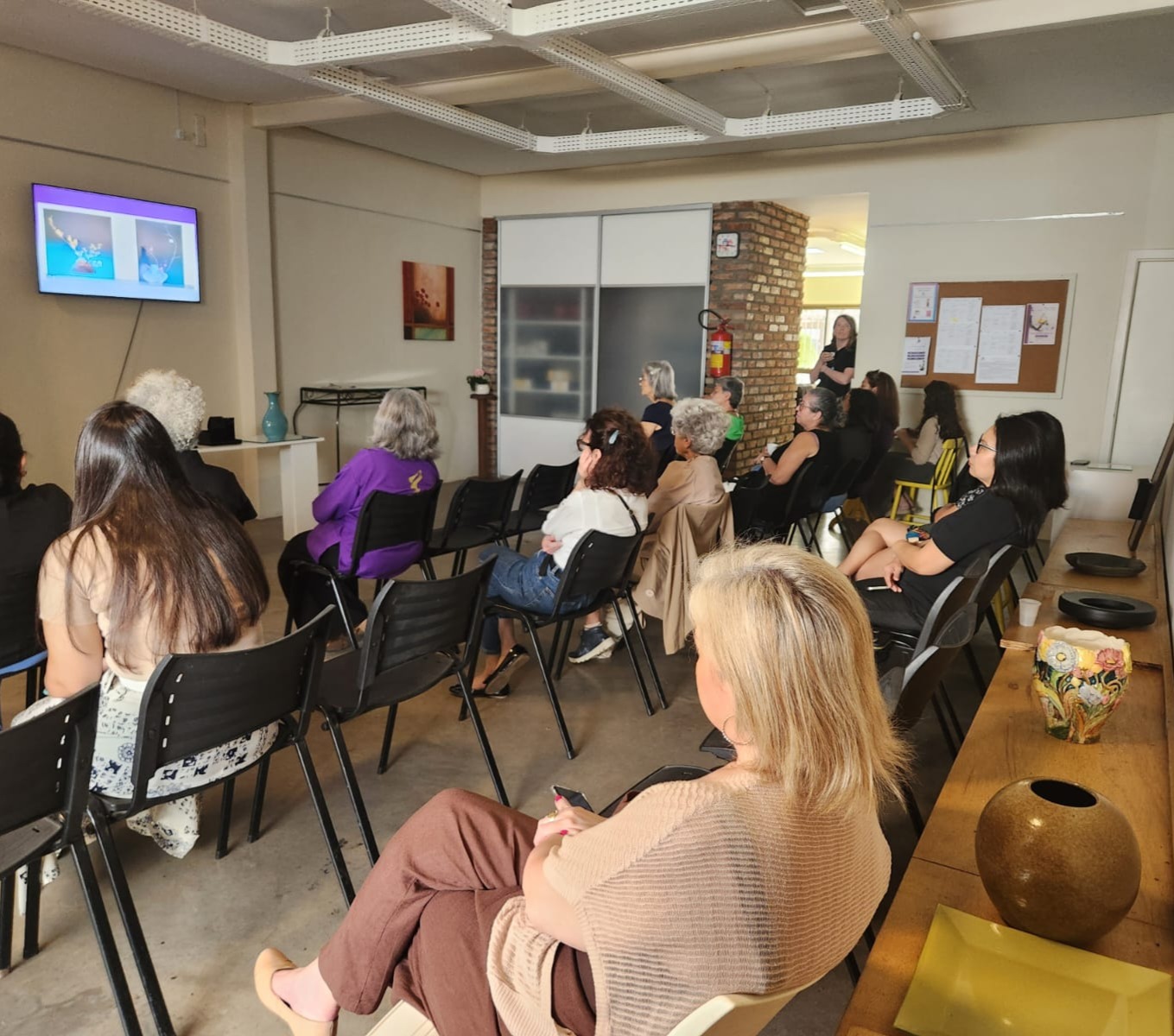 Palestra em Porto Alegre destaca a importncia da prtica da Ikebana na vida cotidiana